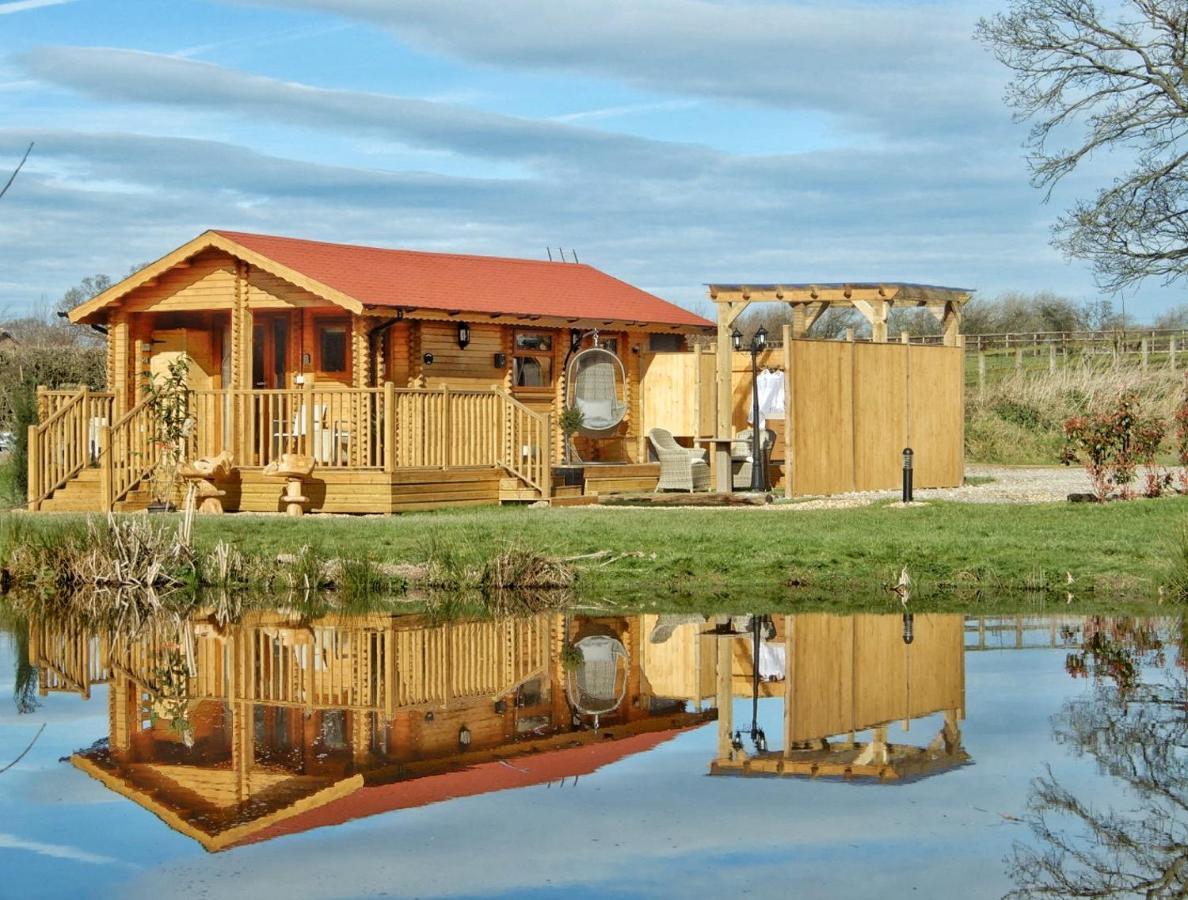 Balmoral Studio Lodge Элсмир Экстерьер фото
