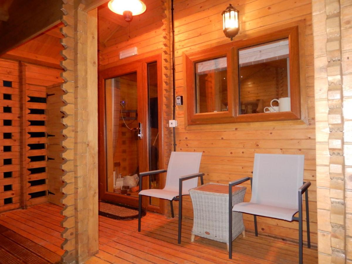 Balmoral Studio Lodge Элсмир Экстерьер фото