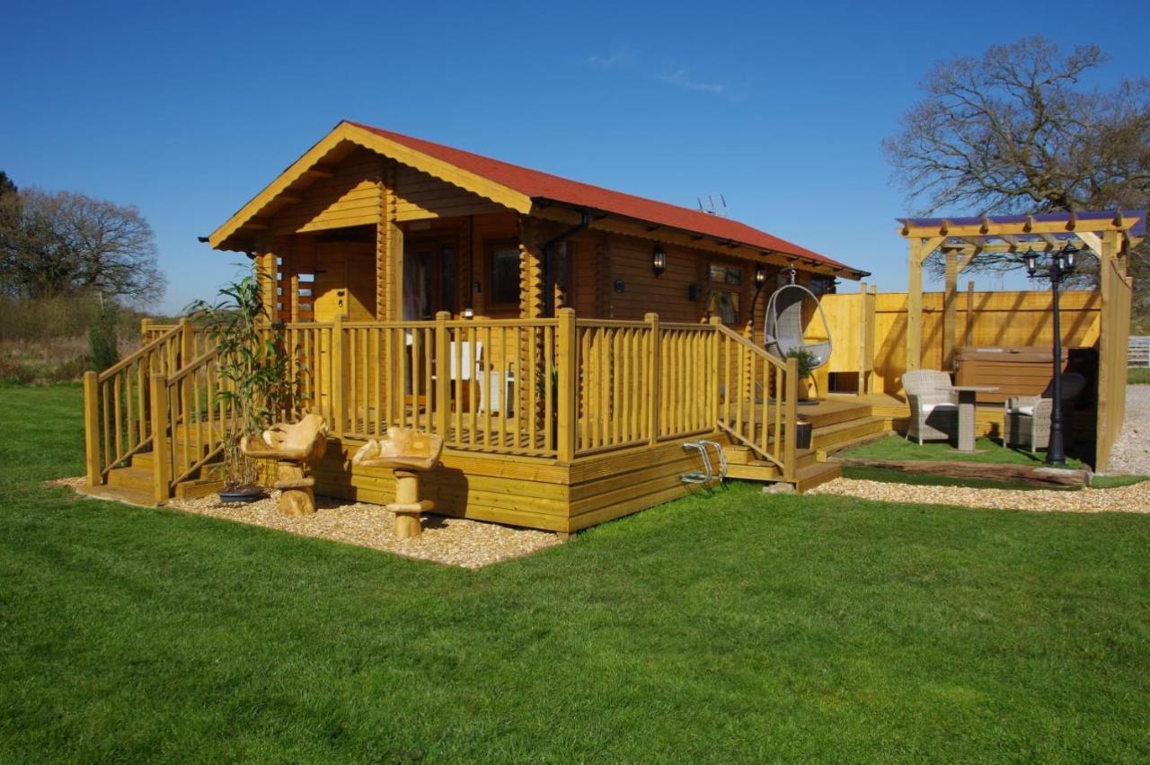 Balmoral Studio Lodge Элсмир Экстерьер фото